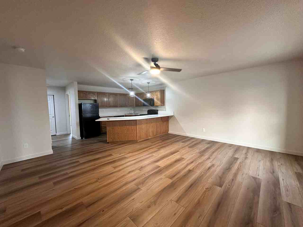 1020 Nw 10th St - Photo 3 of 17