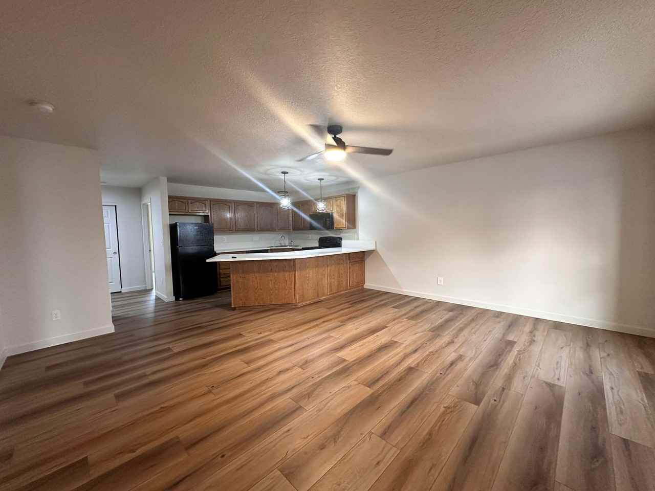1030 Nw 10th St - Photo 4 of 20