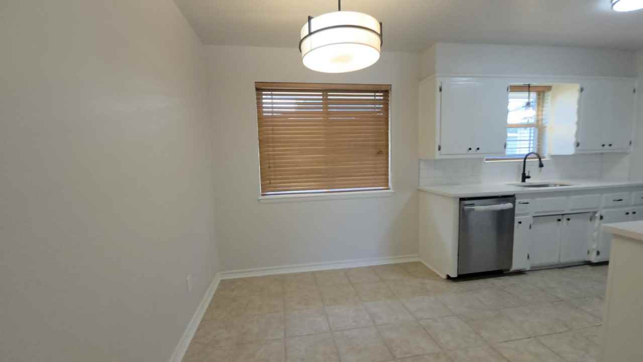 720 Sw 1st St #1 - Photo 7 of 29