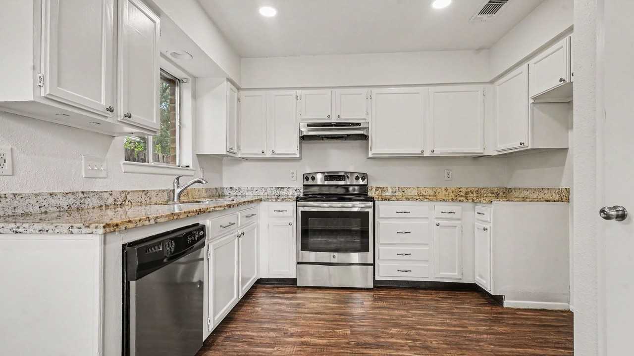 4927 Tealgate Dr - Photo 7 of 21