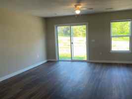 featured image of 207 Victory Ln