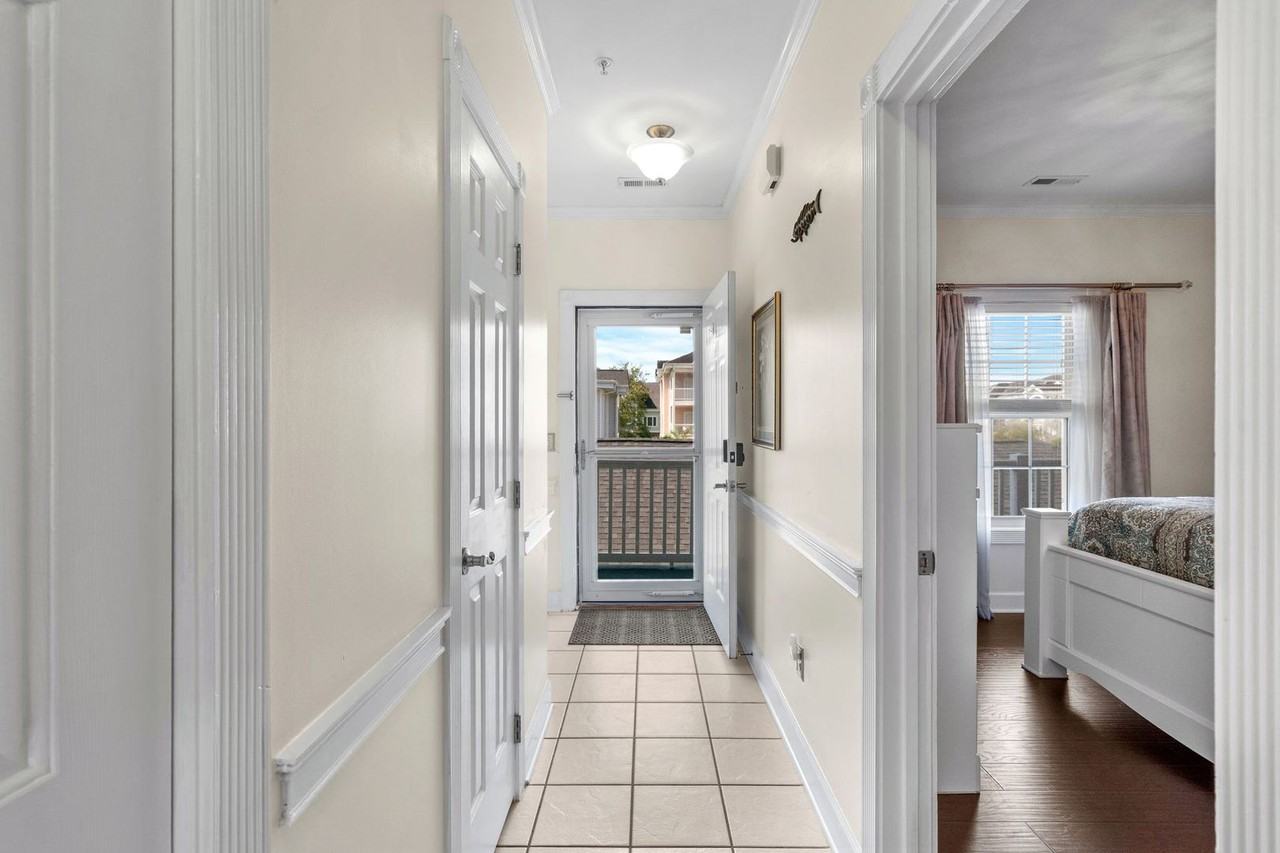 4855 Carnation Cir #203 - Photo 5 of 41