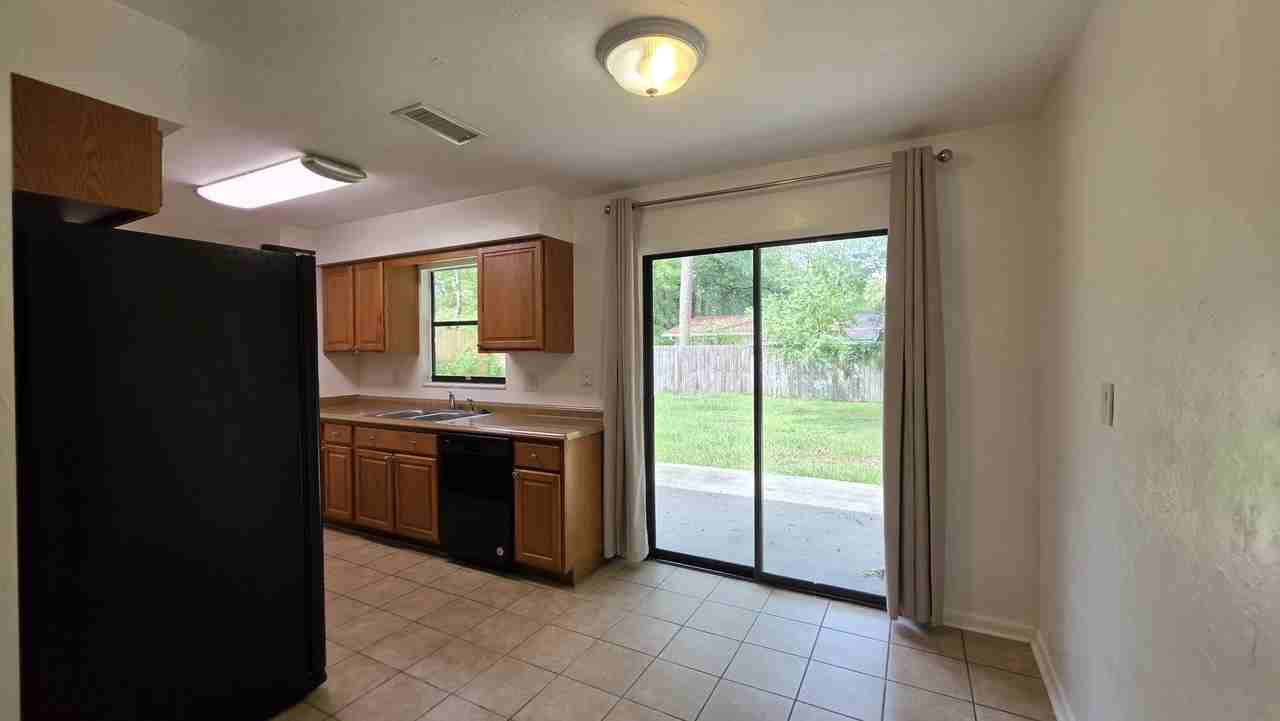 4344 Nw 25th Ter #1 - Photo 3 of 19