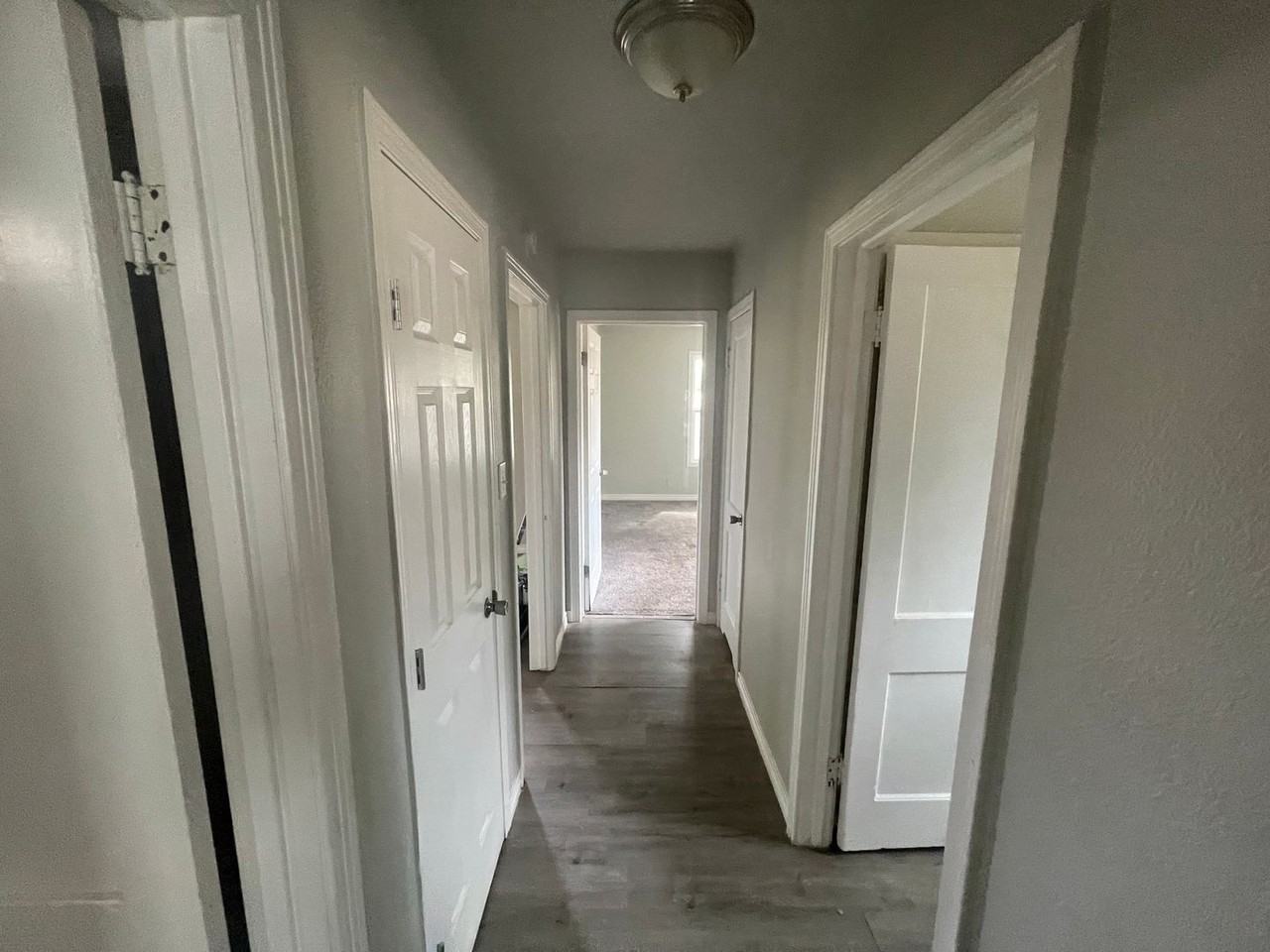 1402 Park Ave - Photo 4 of 9