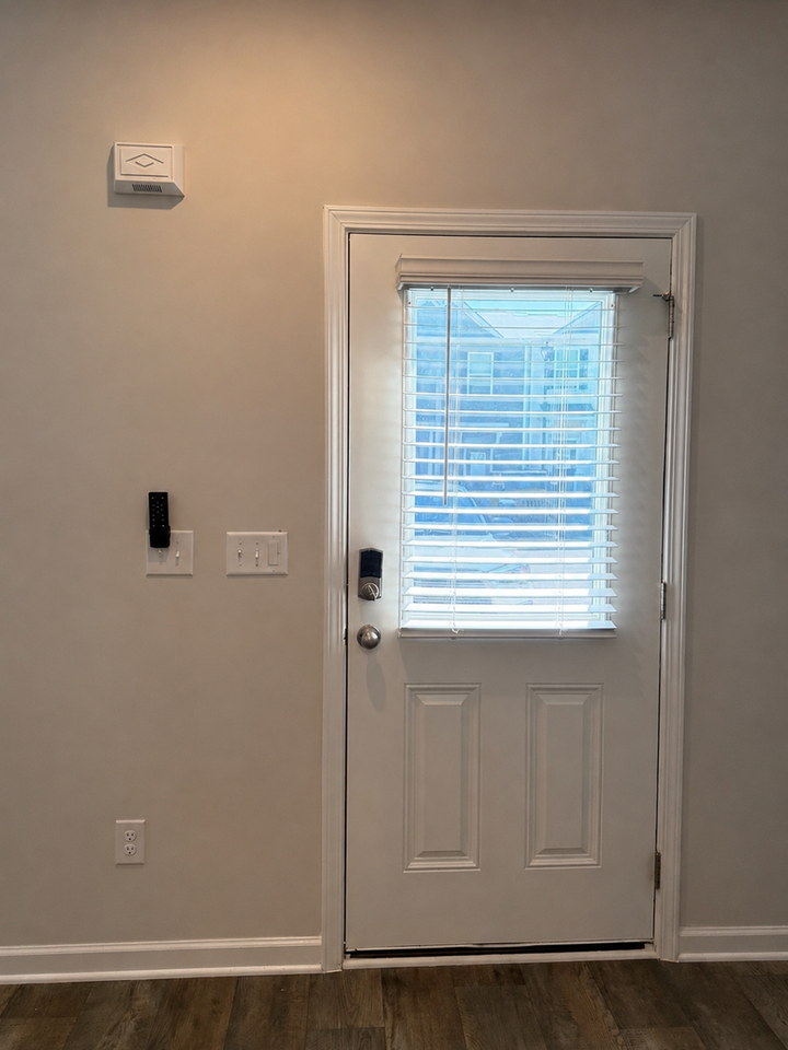 3284 Hamlet Loop - Photo 5 of 44