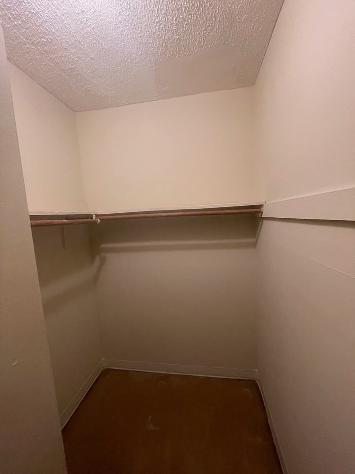 574 Prospect St #A02 - Photo 5 of 12