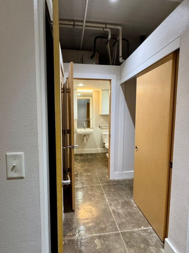 10th Street Lofts - Photo 3 of 21