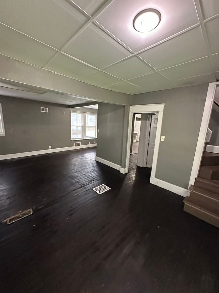 1428 S Willow Ave - Photo 7 of 21