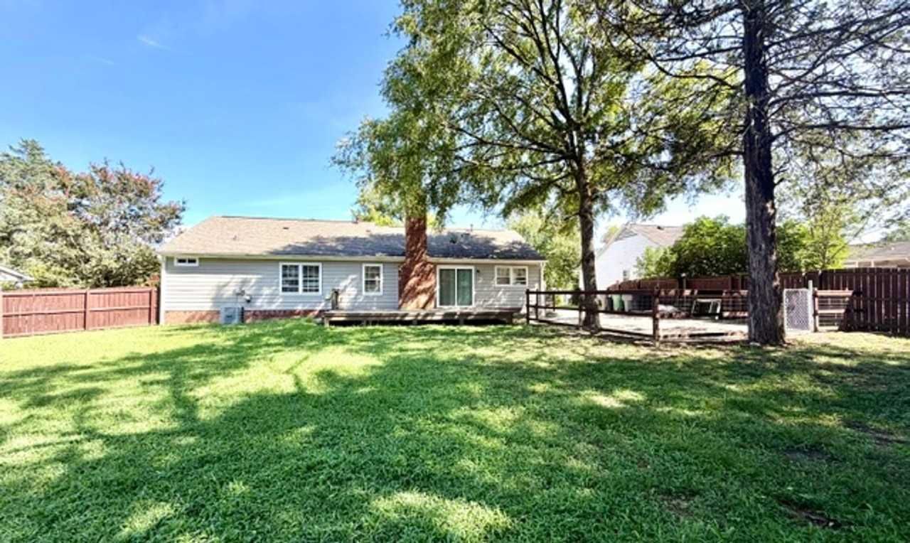 2634 Lytham Dr - Photo 4 of 23
