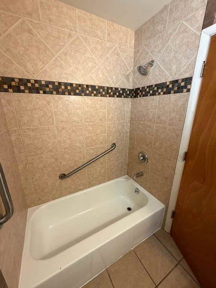2237 Union St - Photo 3 of 15