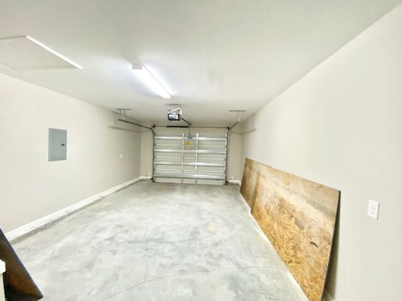 331 Passion Flower St - Photo 6 of 20