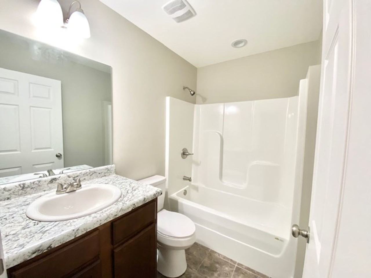 331 Passion Flower St - Photo 7 of 20