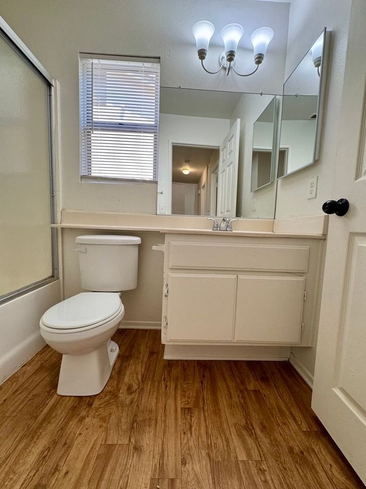 10624 Palmyra St - Photo 6 of 21