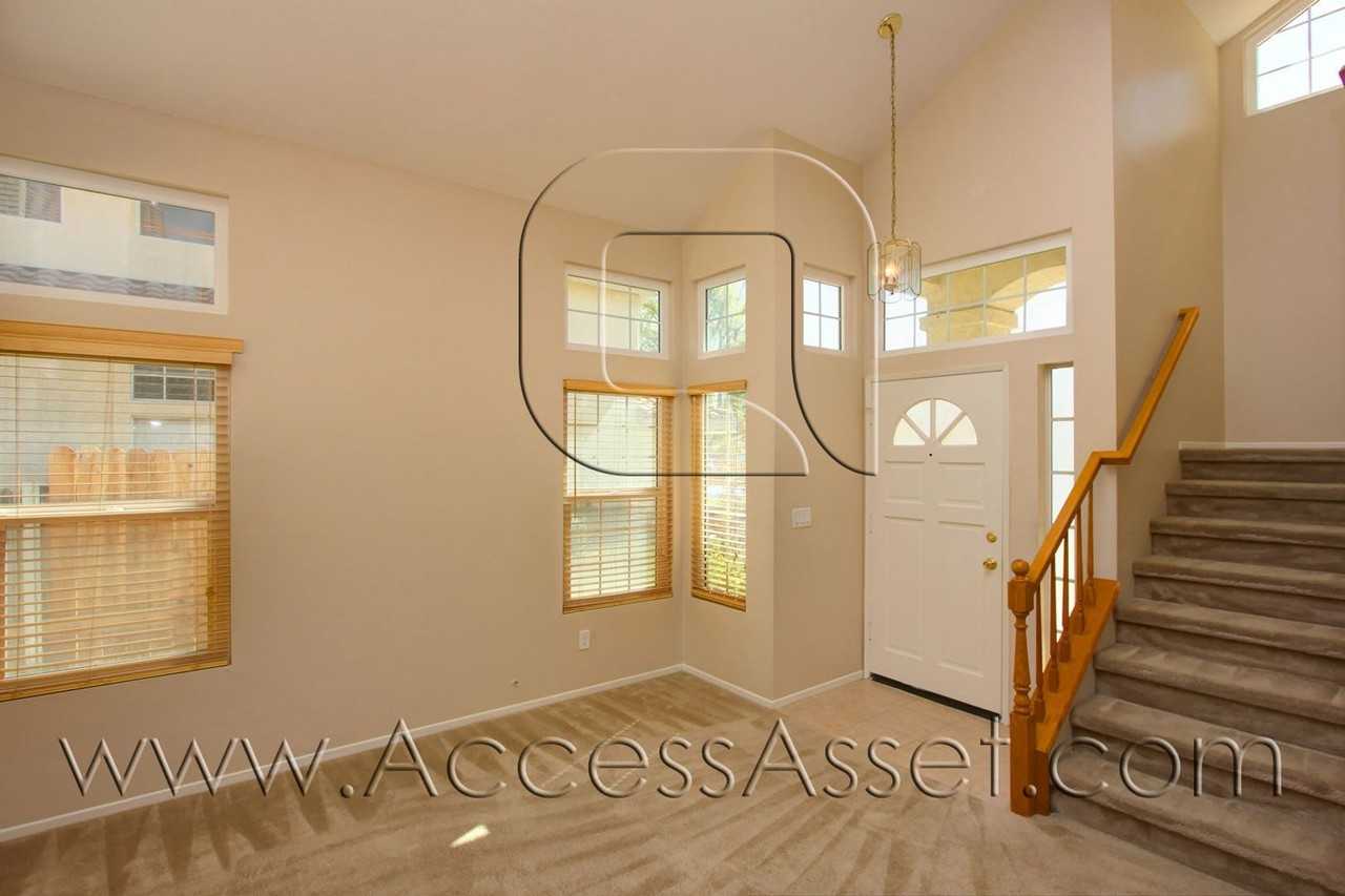 28258 Inspiration Lake Dr - Photo 5 of 25