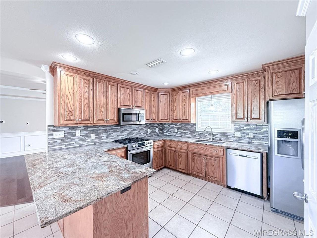 501 Homestead Way - Photo 3 of 17