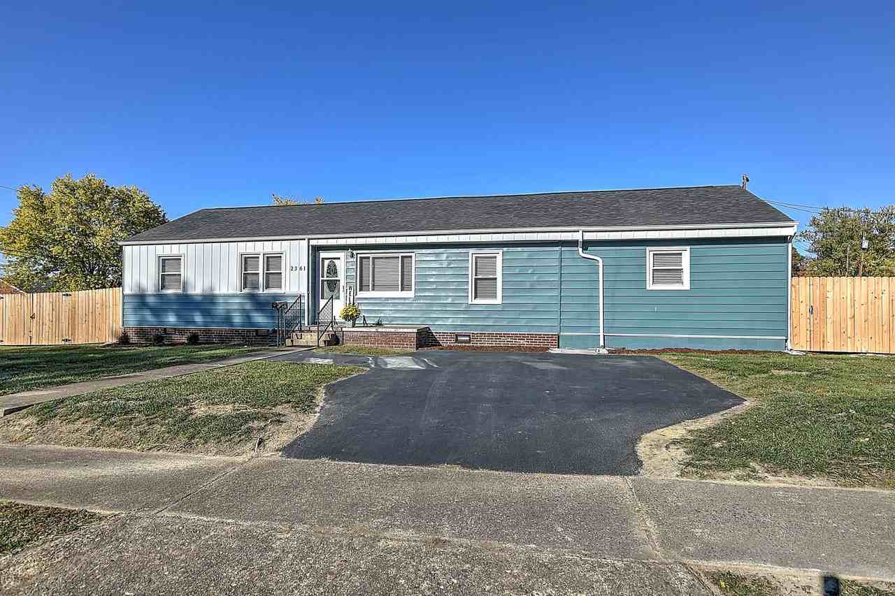 2361 Hiwassee Dr - Photo 2 of 27