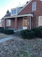 featured image of 402 College St #402