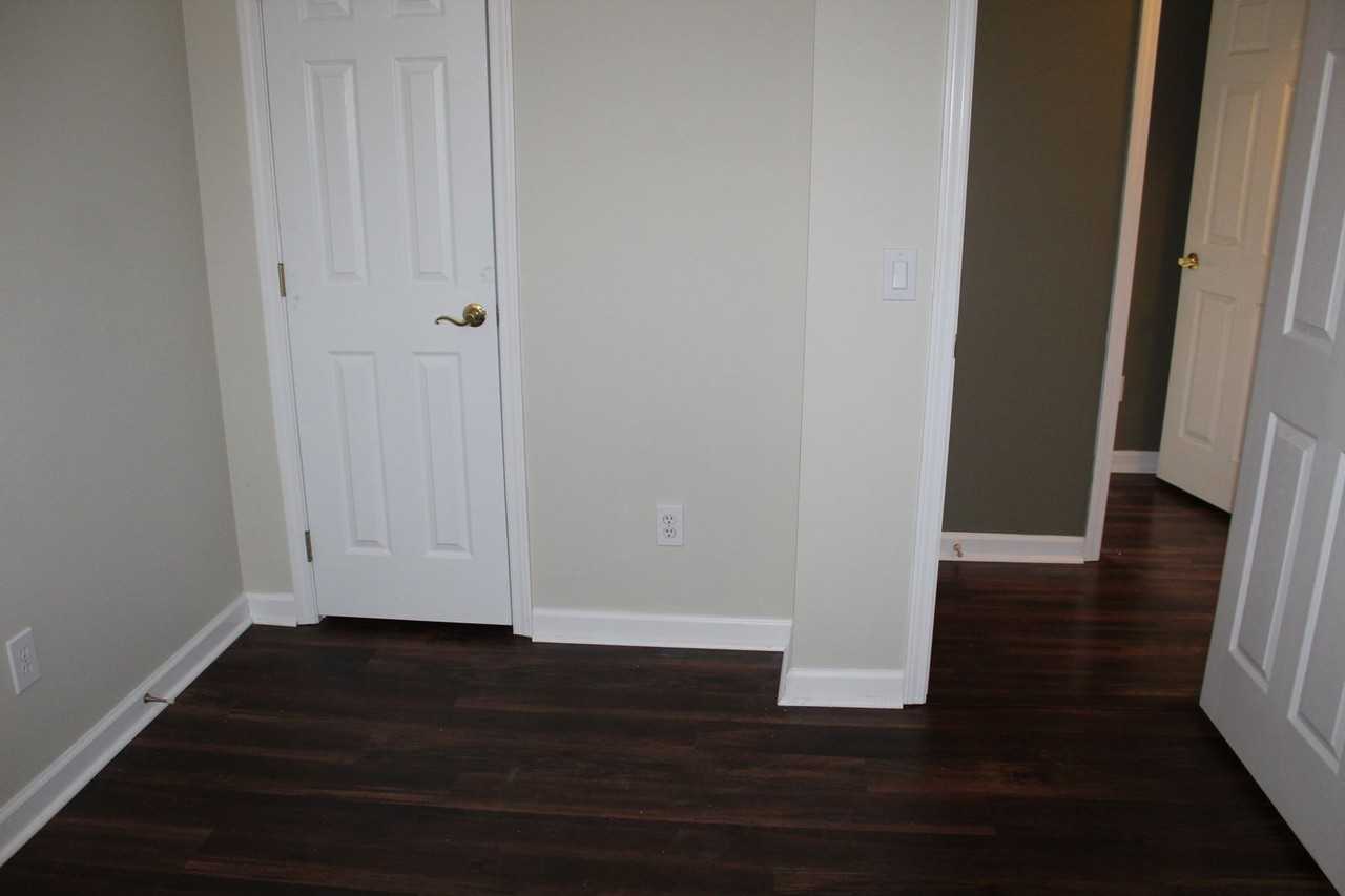 541 E Frederick St - Photo 5 of 13