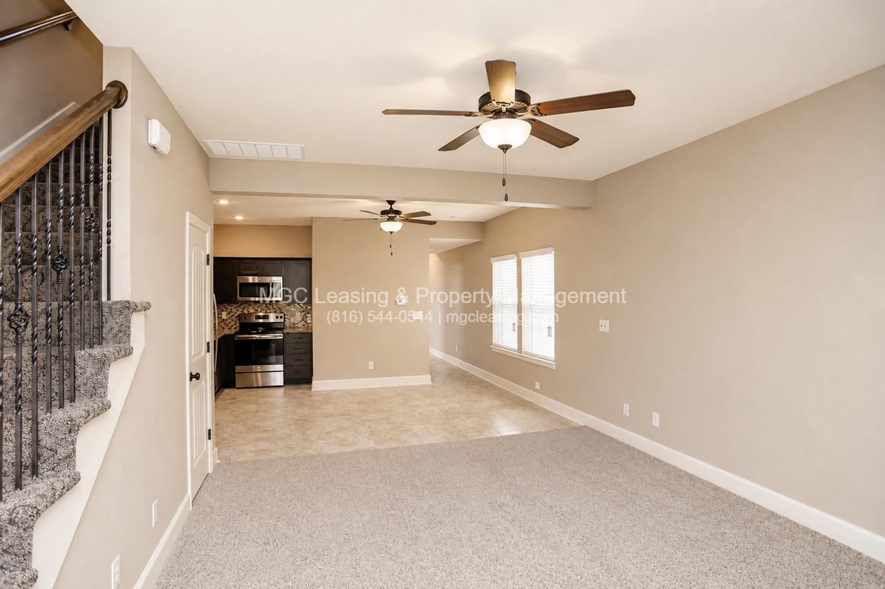 108-114 Barberry Ln - Photo 4 of 22