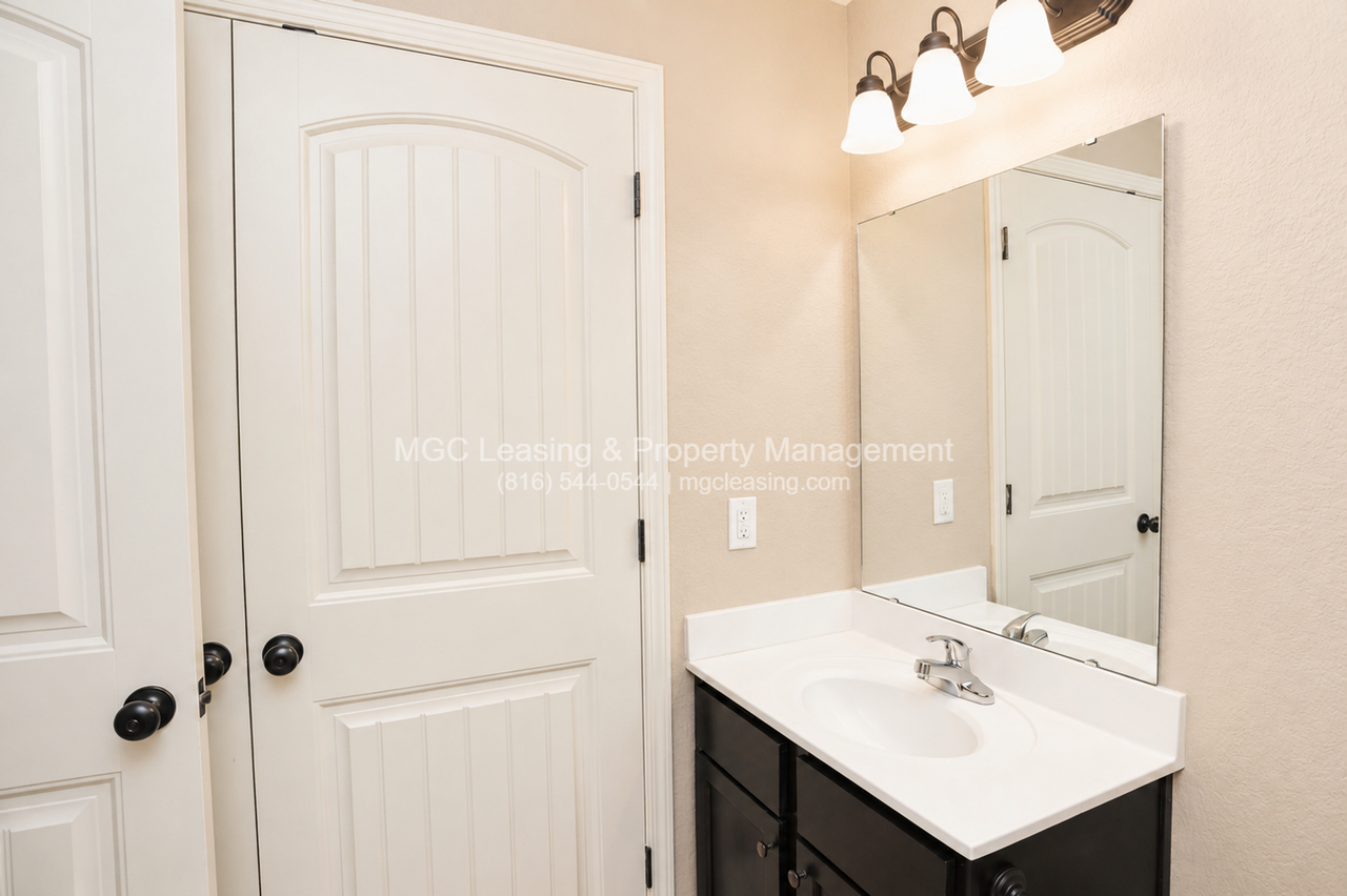 108-114 Barberry Ln - Photo 7 of 22