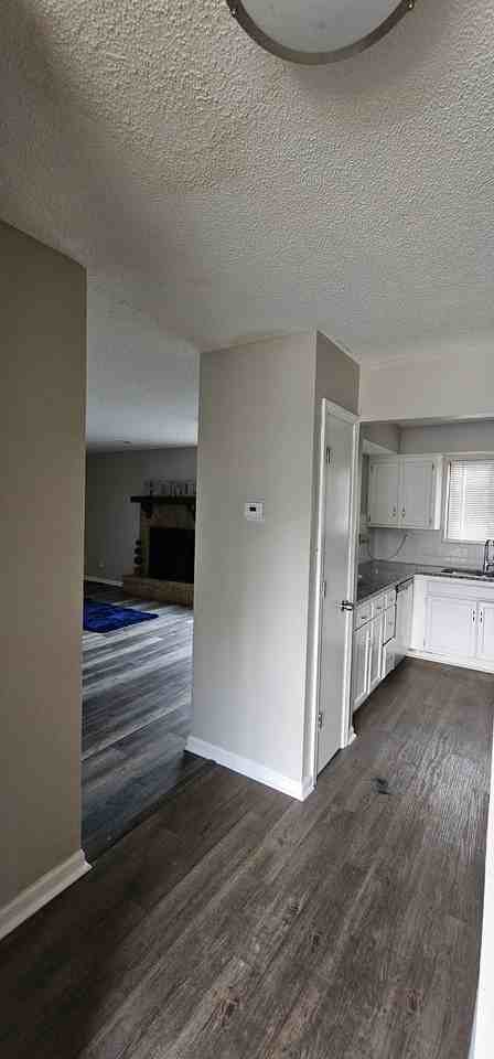 1315 E 123rd Ter - Photo 2 of 50