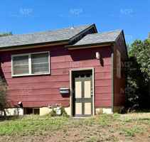 featured image of 611 1/2 S Grant Ave