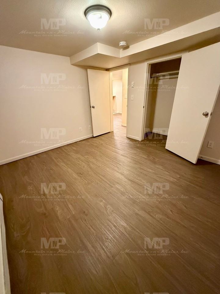 611 1/2 S Grant Ave - Photo 7 of 12