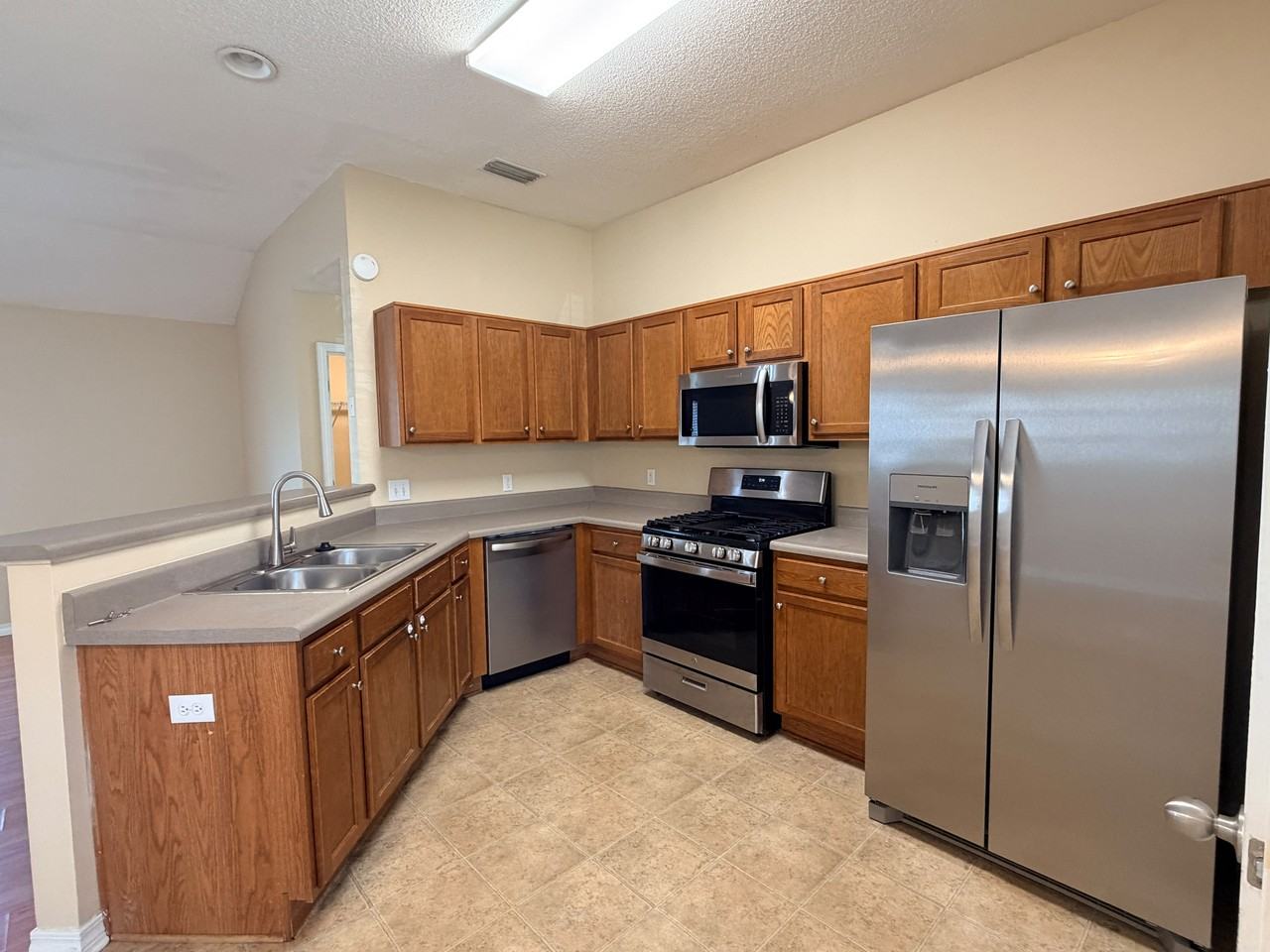 8680 Hamilton Bridges Dr S #1 - Photo 6 of 25