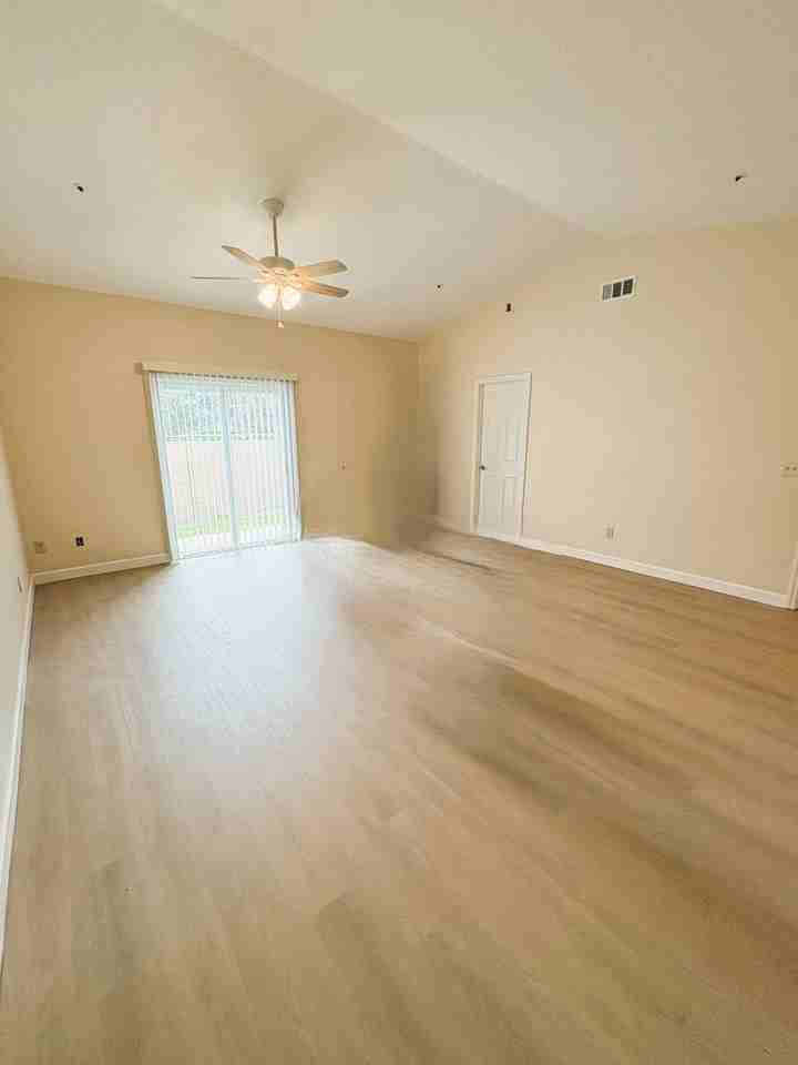519 Carambola Ave - Photo 2 of 13