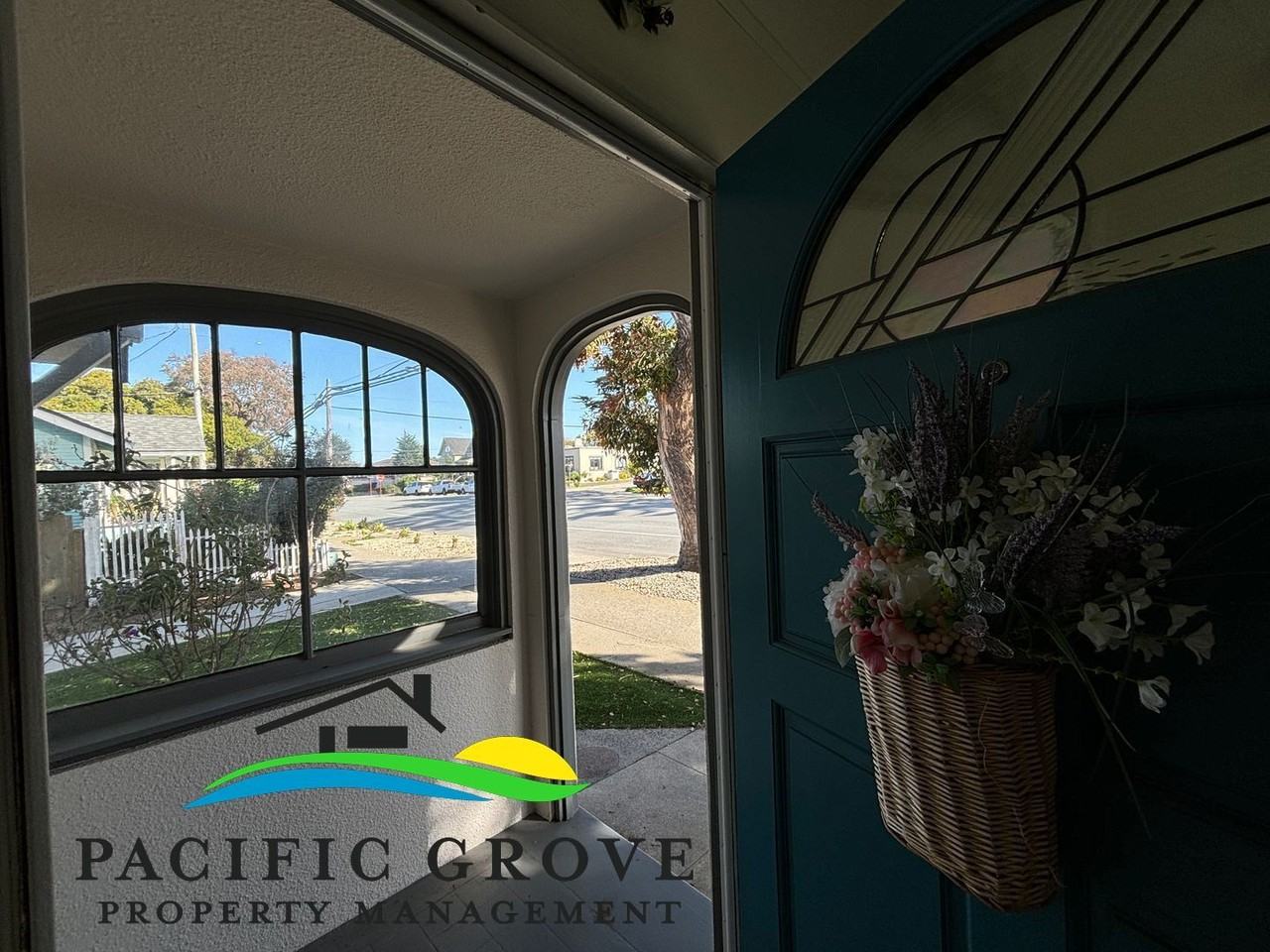 732 Pine Ave - Photo 2 of 30