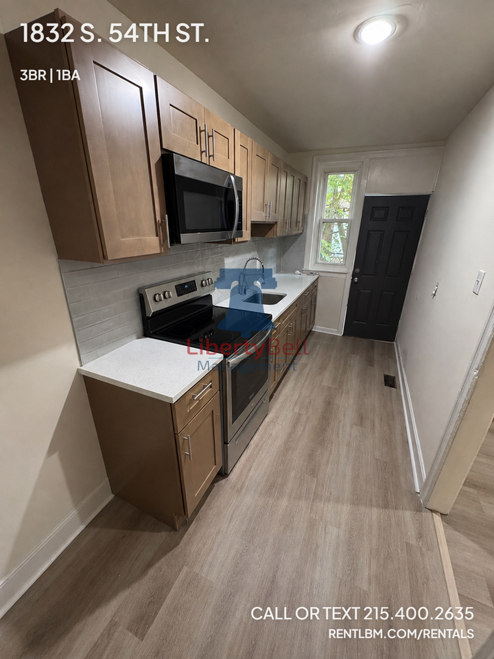 1832 S 54th St - Photo 3 of 13