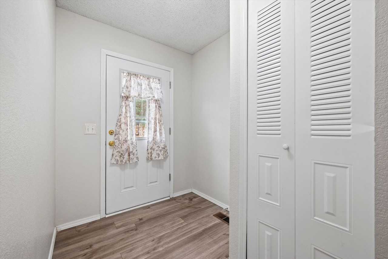 2909 W 81st Ave - Photo 3 of 26