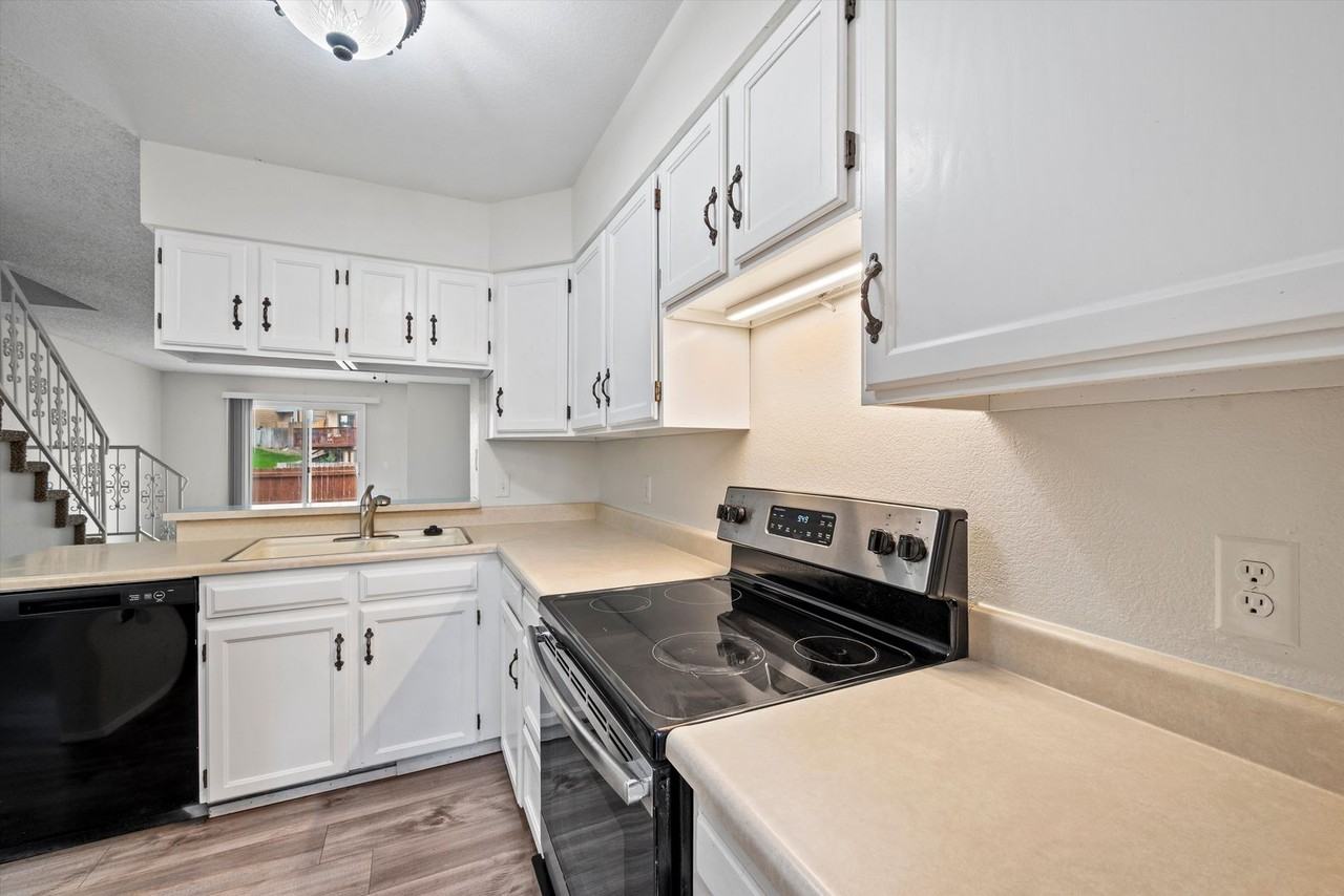 2909 W 81st Ave - Photo 6 of 26