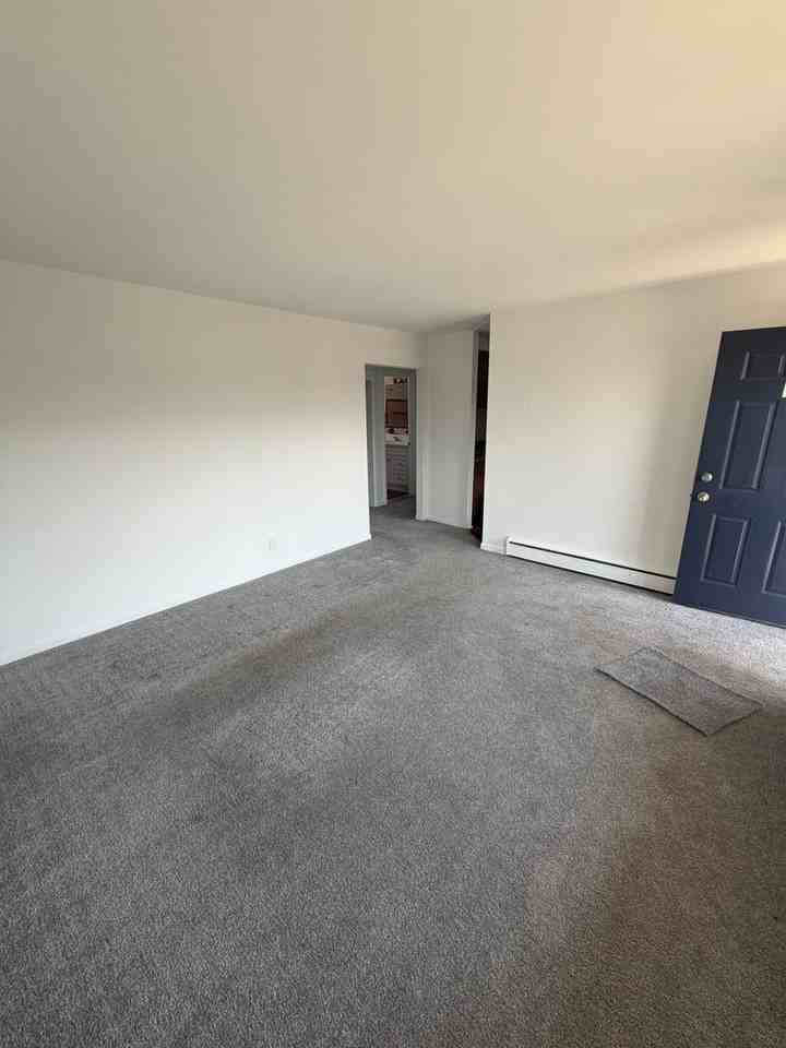 28721 Jefferson Ave - Photo 2 of 8