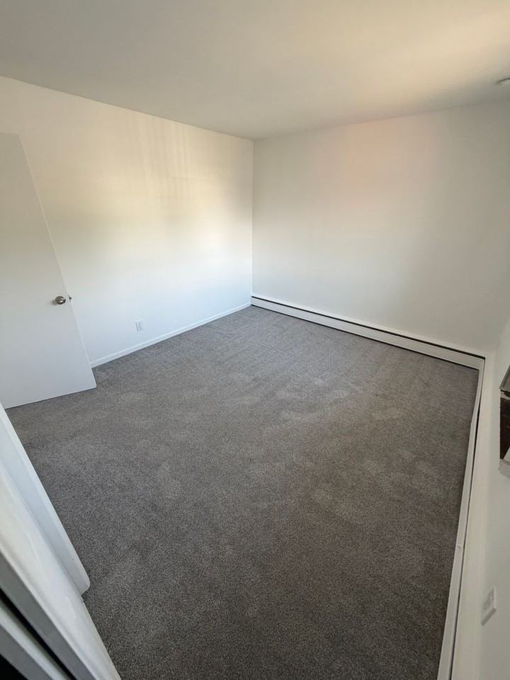28721 Jefferson Ave - Photo 5 of 8