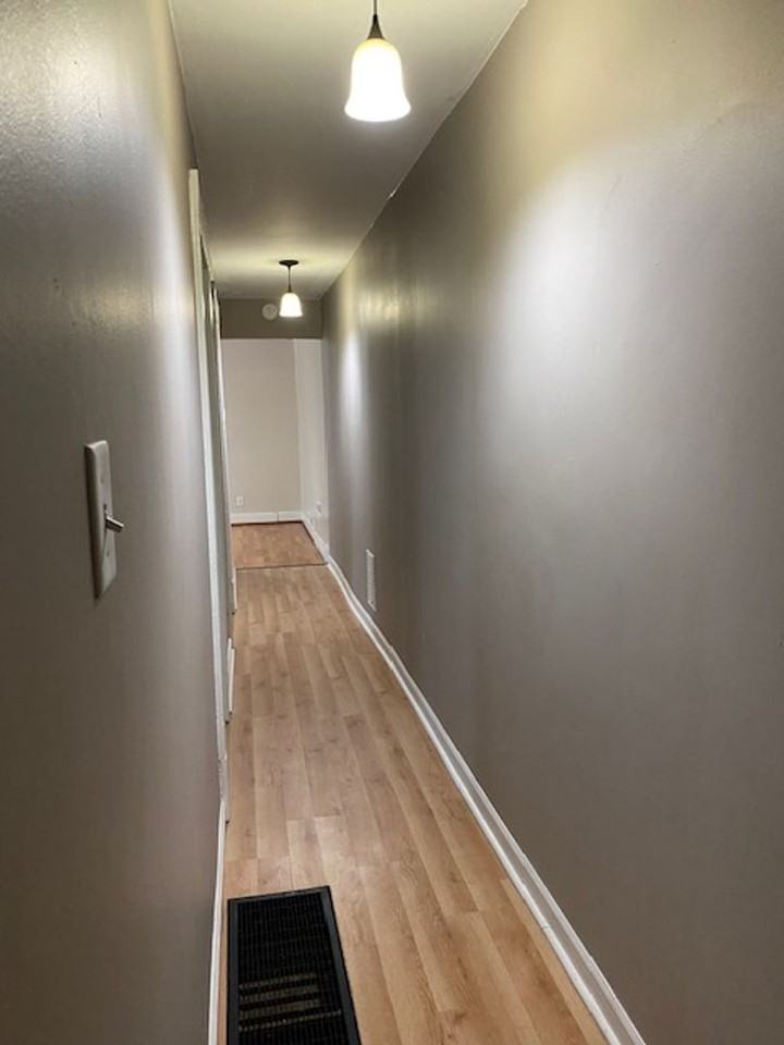 2458 2458 - 2460 Benton - Photo 6 of 9