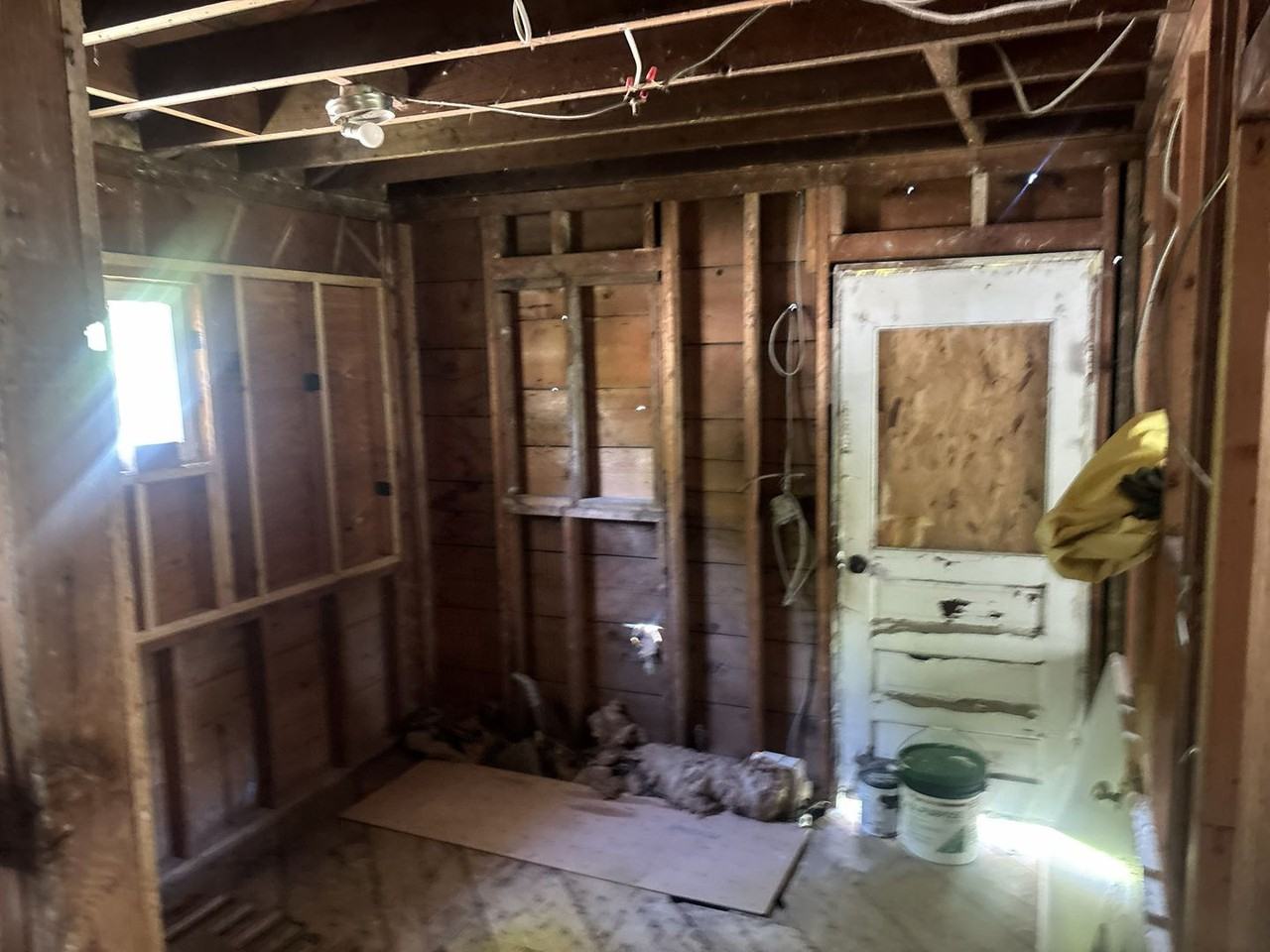 214 Spruce St - Photo 4 of 14