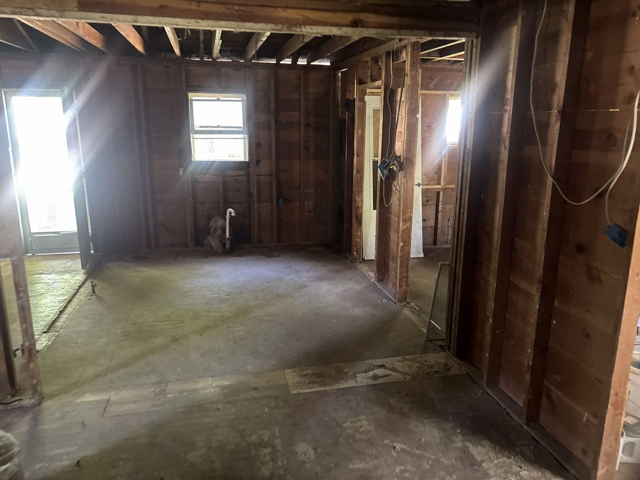 214 Spruce St - Photo 6 of 14