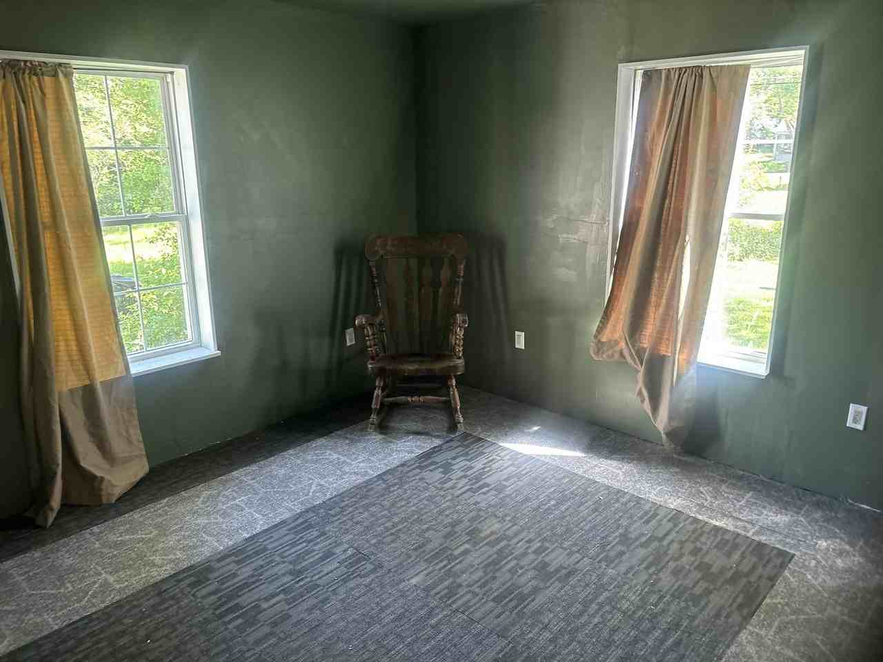 214 Spruce St - Photo 7 of 14