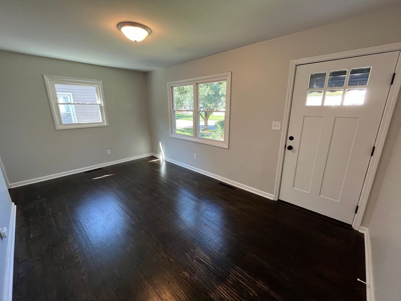 3120 Howey Rd - Photo 3 of 22