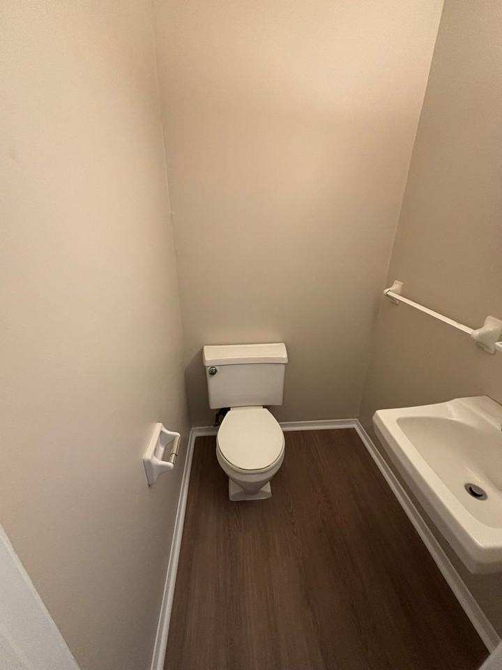6120 King William Dr - Photo 5 of 13