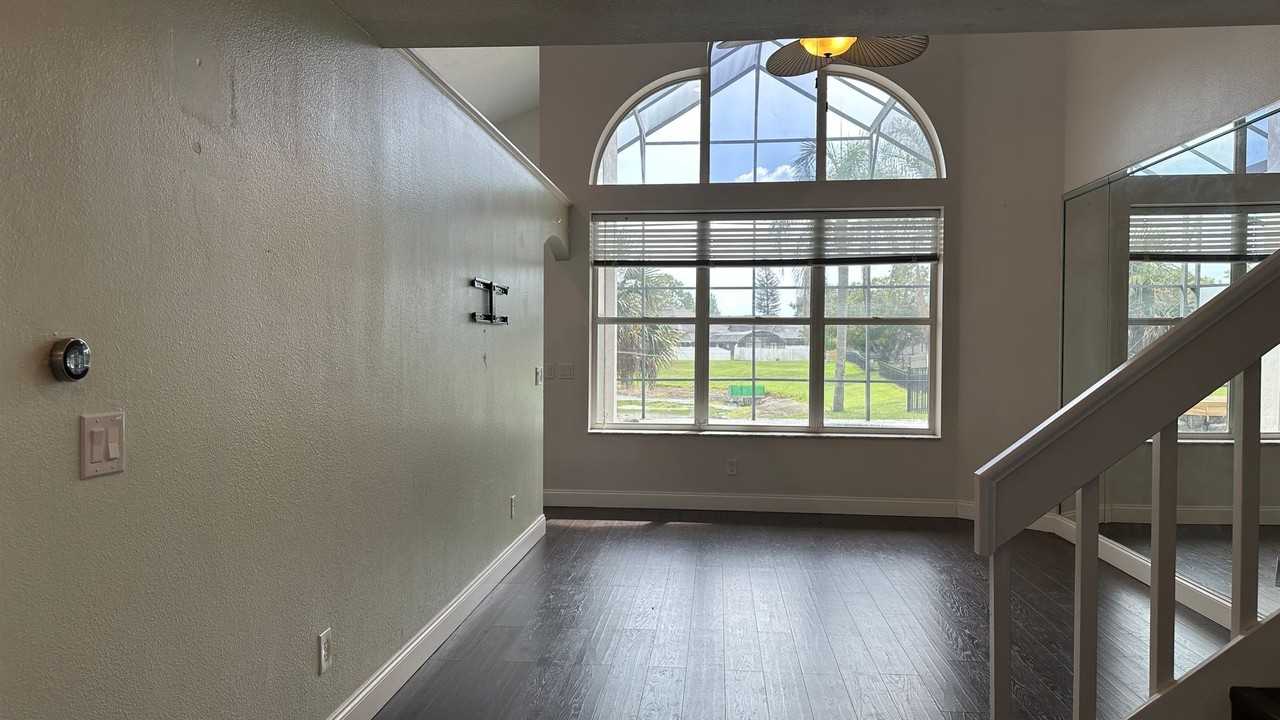 1113 Scuba Ct - Photo 2 of 50