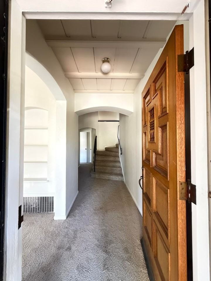 2840 Johnson Ave - Photo 3 of 50