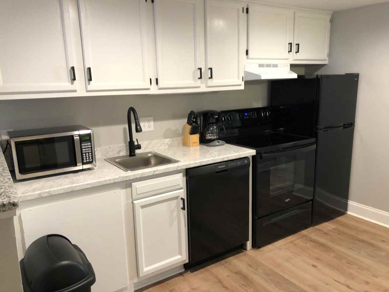 4752 4752 Seahawk Square - Seahawk Square B9 - Photo 2 of 15