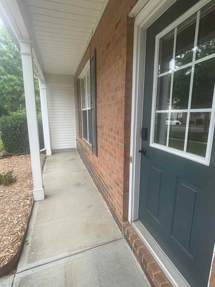 6876 Rothchild Dr - Photo 3 of 15