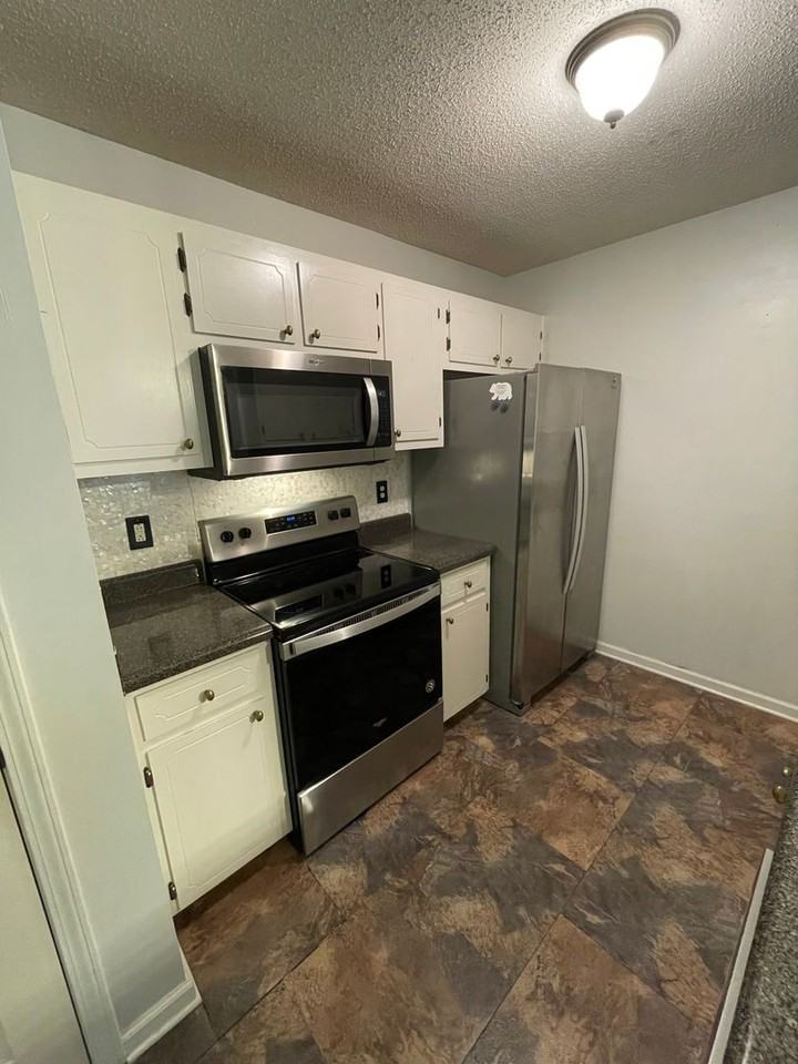 127 Kobe Dr - Photo 5 of 21