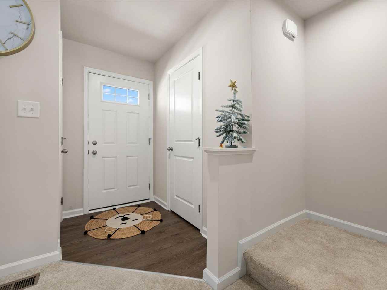 16107 Zoar Ave - Photo 3 of 28