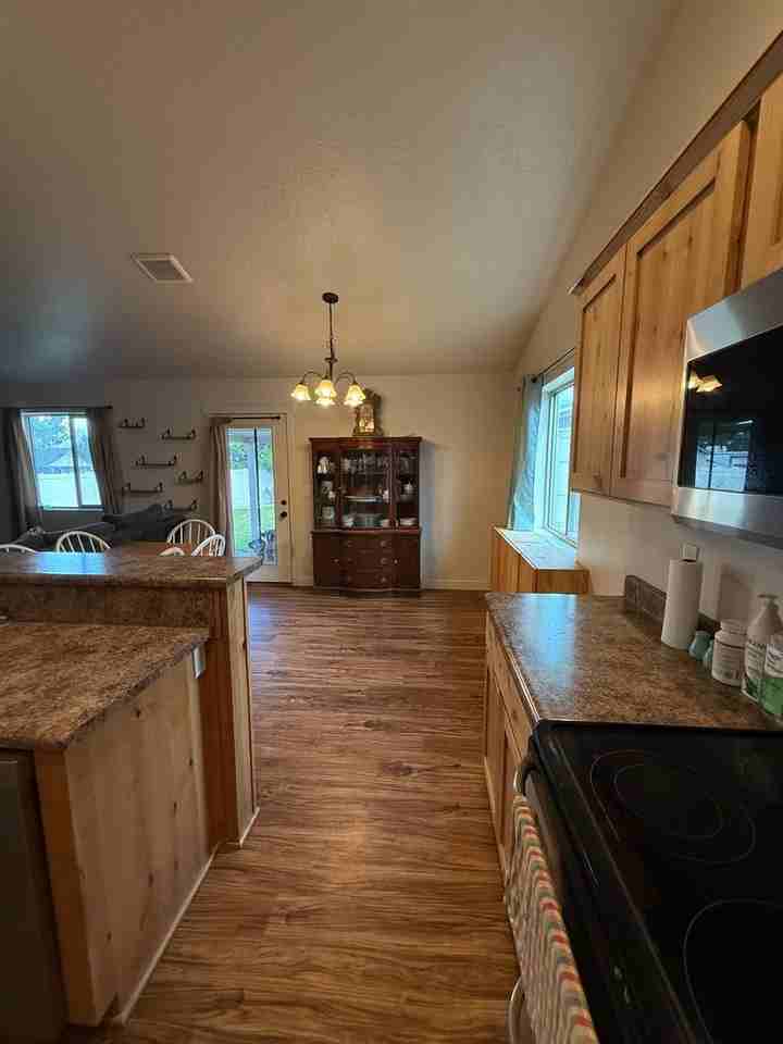 468 N Cowan Cir - Photo 7 of 21