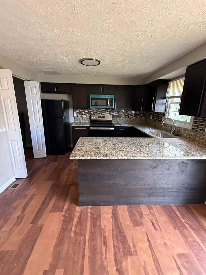 42 Rocky Brook Ct - Photo 3 of 18