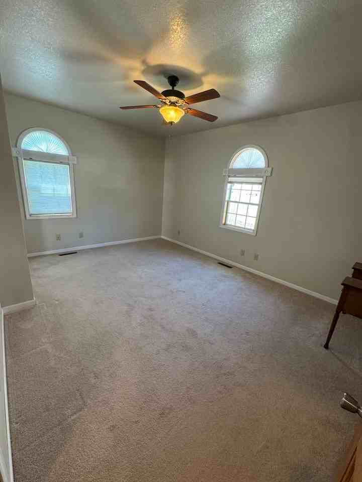 1015 Avenue C - Photo 3 of 20